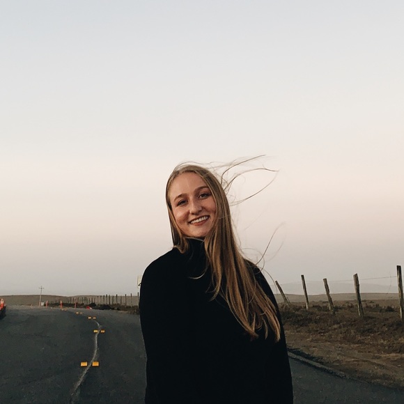 Meet your Posher, Ella - Picture 1 of 1